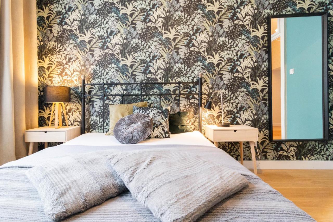 Glamorous And Brand New 2 Bedroom Cracovia Esterno foto